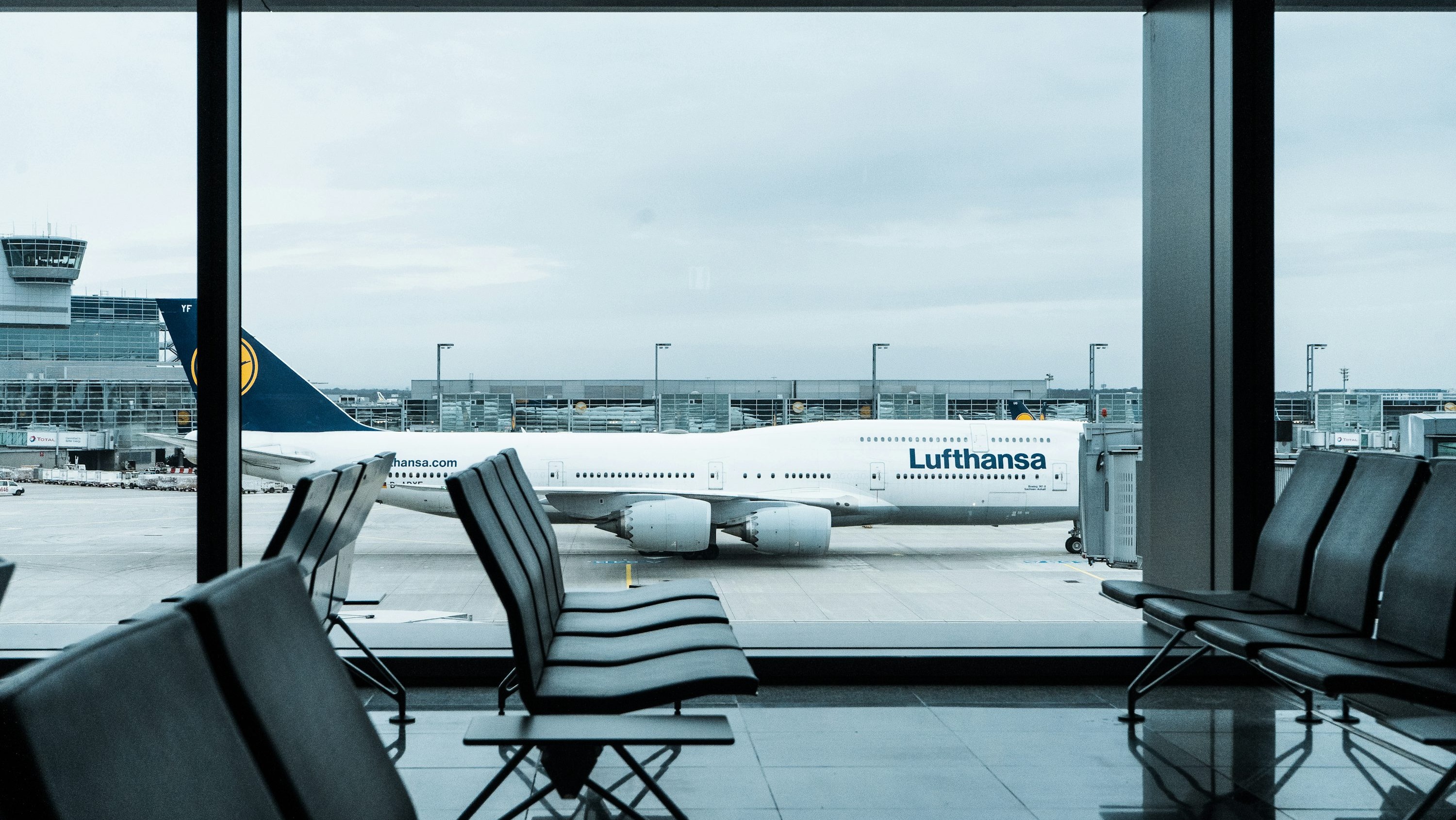 11 Ways to Contact How can I speak to someone at Expedia  The Complete Guide