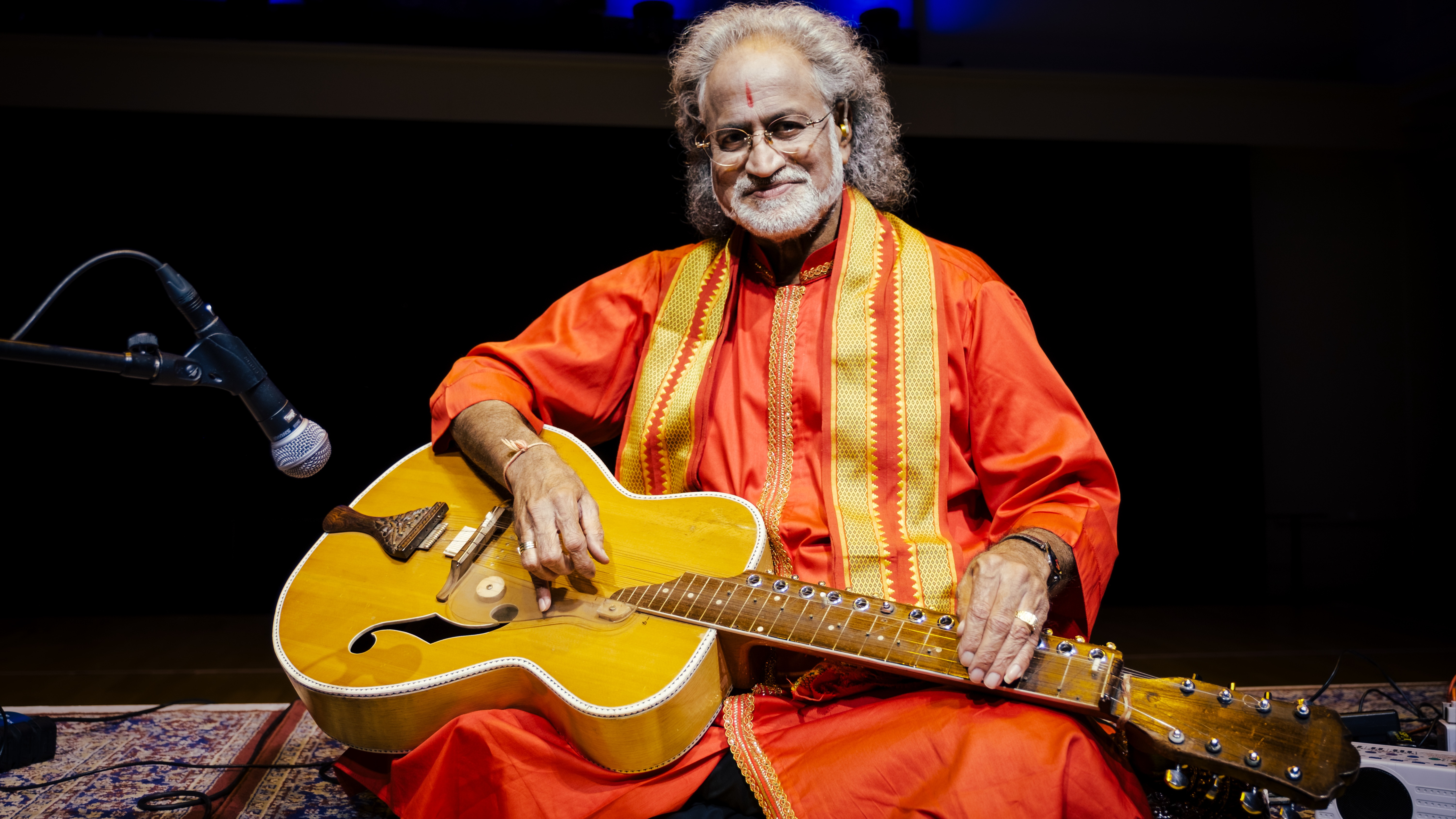 Vishwa Mohan Bhatt  Desert Slide